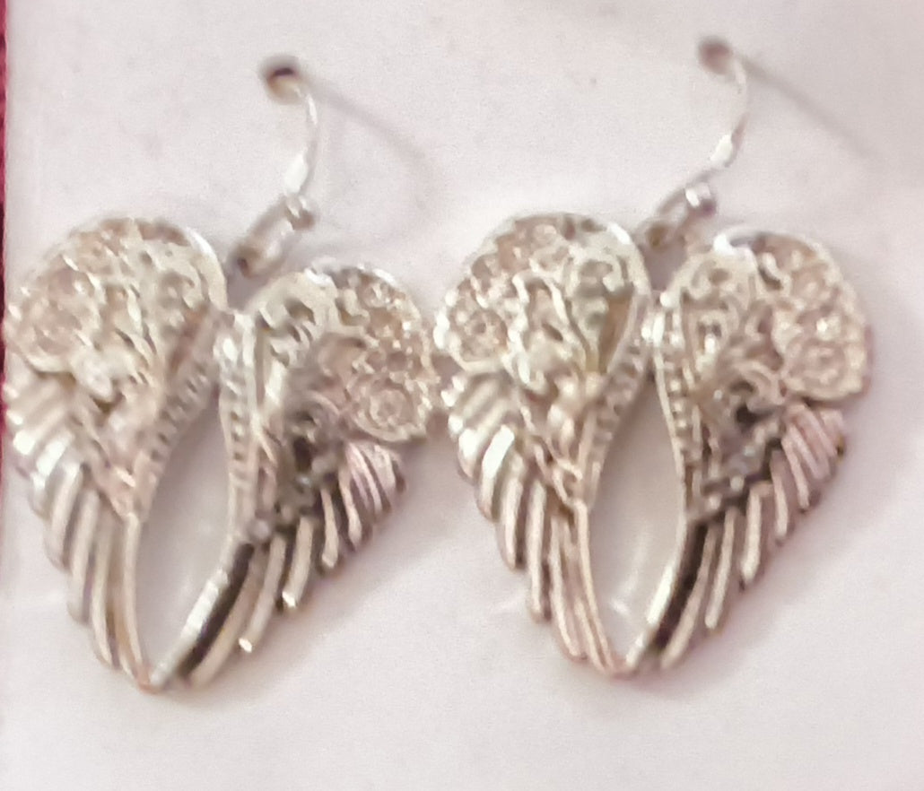 Wing earrings (pierced)