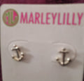 Very pretty anchor pierced earrings