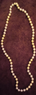Vintage beautiful white off white necklace